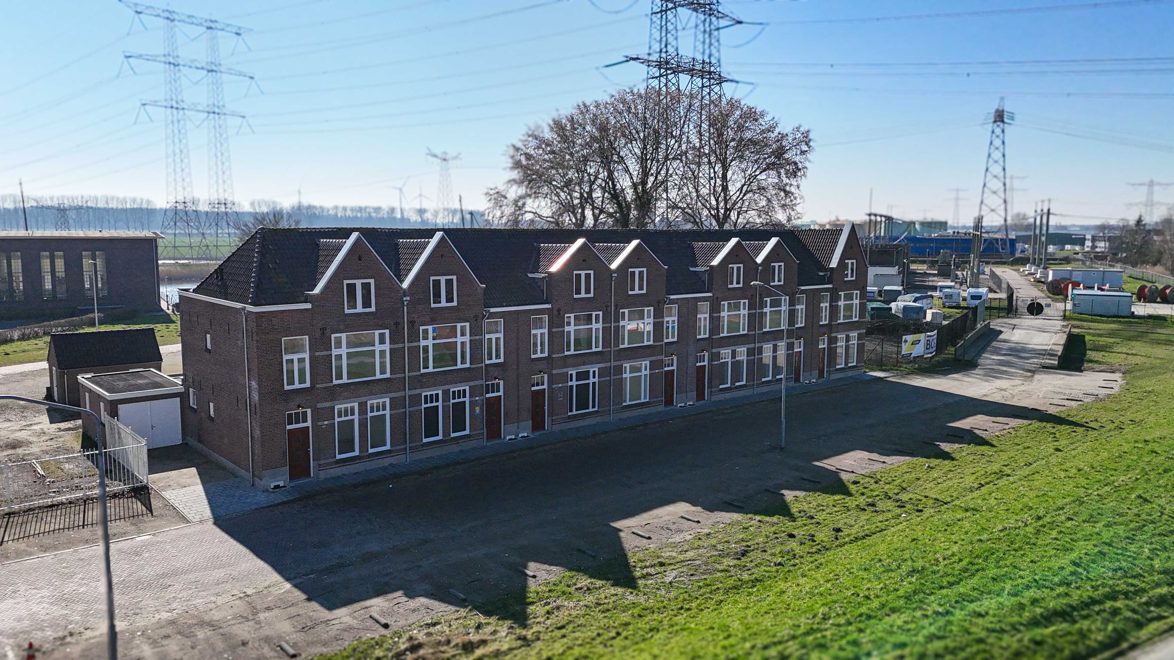 20250305-merkx-kozijnen-dongecentrale-geertruidenberg-low-res-16.jpg